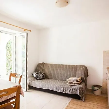 1 Bedroom In アパート ロパール